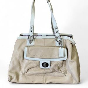 Vintage Coach Cowhide Leather D1282-F19044 Genuine Handbag Purse